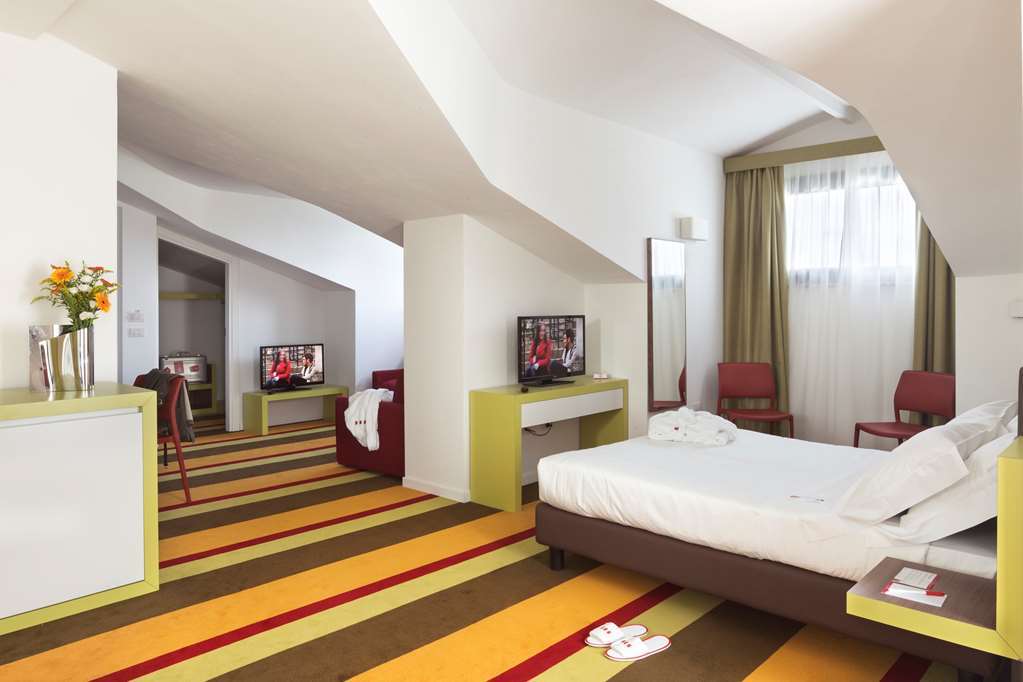 Unaway Hotel Fabro Quarto foto